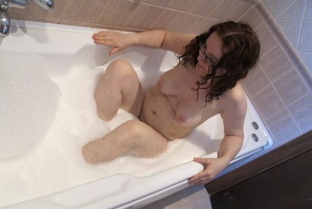 matures in bath tub