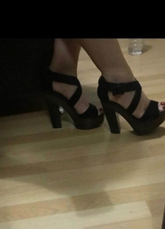 Turkish feet fetish (Turk hatunlardan ayak fetisi)