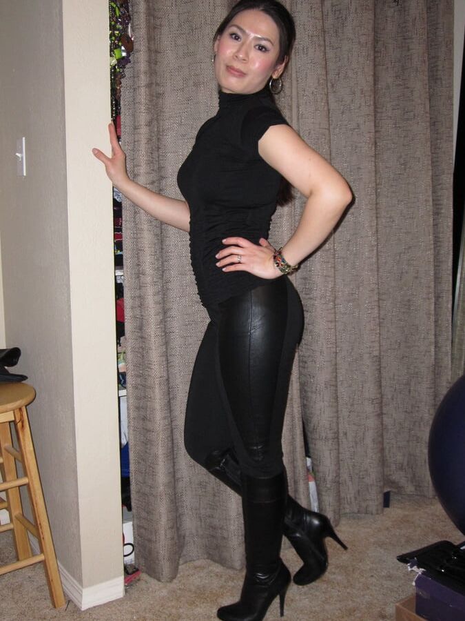Booted Milf - Ysave