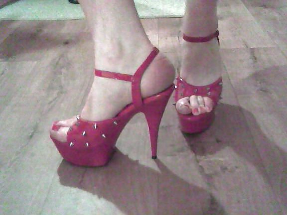 Nouveaux talons, nouveau string!
