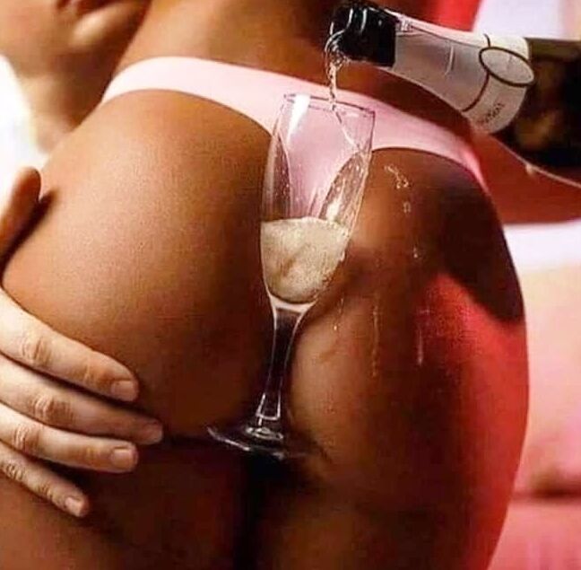 women and champagne
