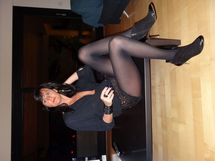 sexy amateur Albertine