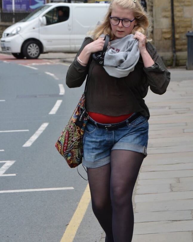Street Pantyhose - Nerdy Brit Chubster