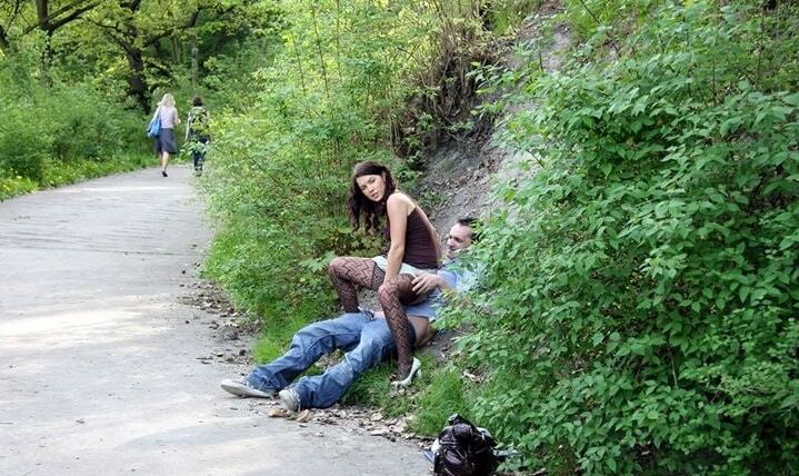 MILFs fucking with Nylons and Heels