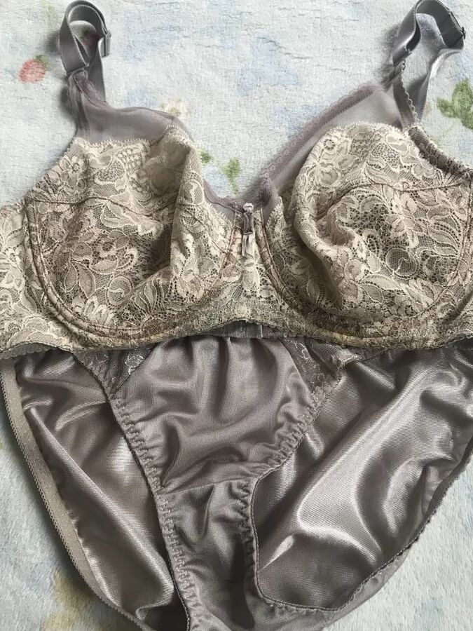 Bra and panties set