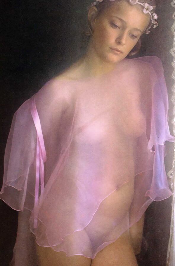 Gazing At Girls in Gauze
