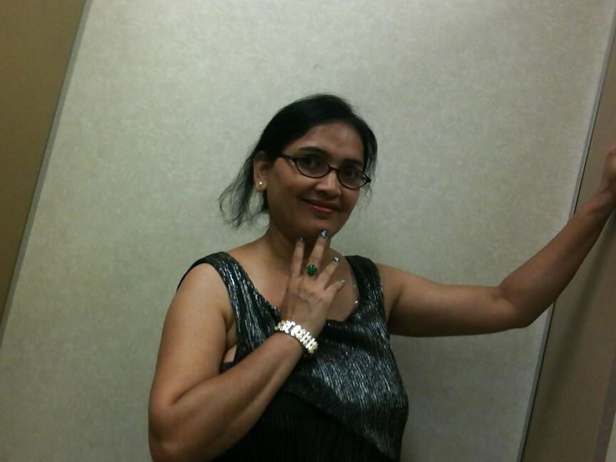 My Favorite Subcontinent MILF Whore -
