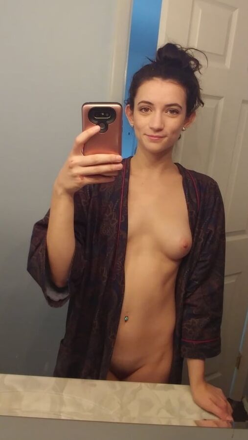 Slut Selfies