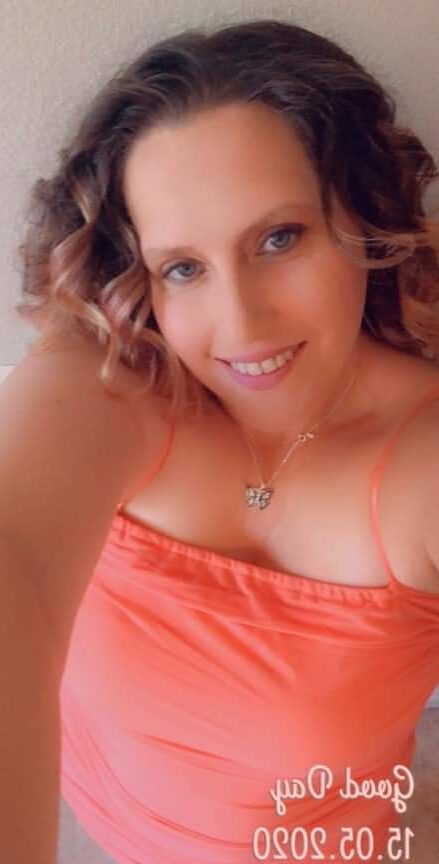 Angela maxey