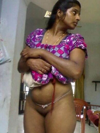 Aaj land chusne ka man kar rahi hai