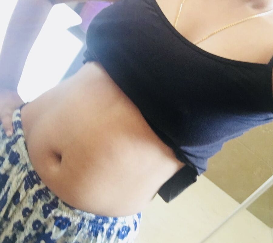 Hungry Slut - Sruthi