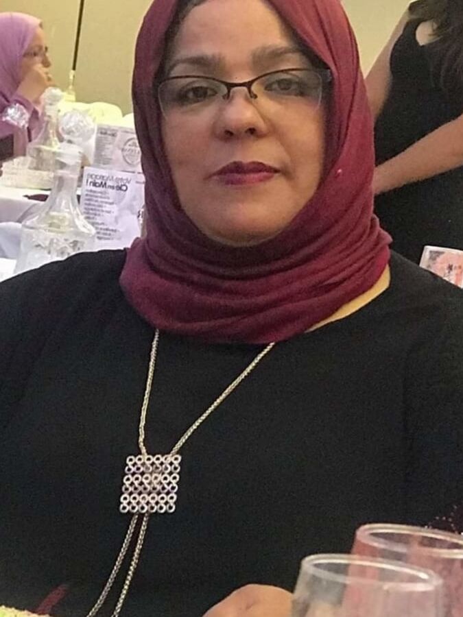 Lonely Singel hijab milfs who want a Young Big dick