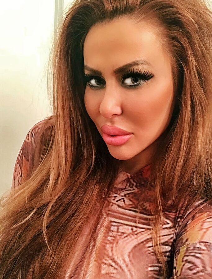 Olgica - Macedonian Classy MILF