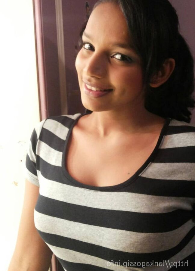 Kavindya adikari hot pics