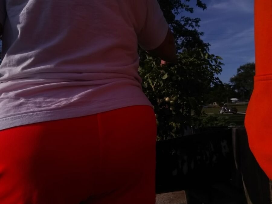 FRIENDS WIFE