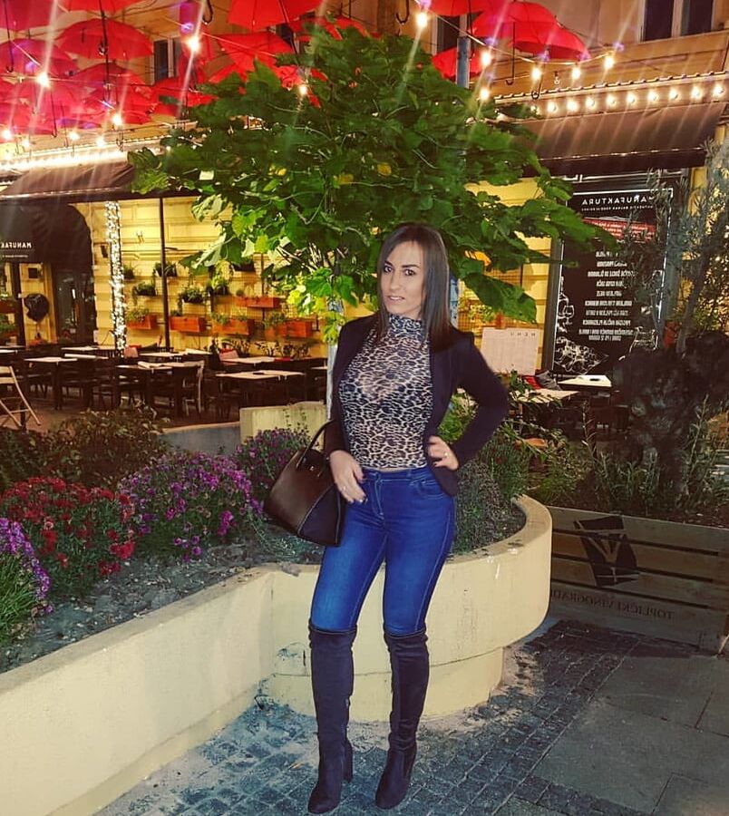 Serbian hot slut girl big natural tits Dragana Vukasinovic