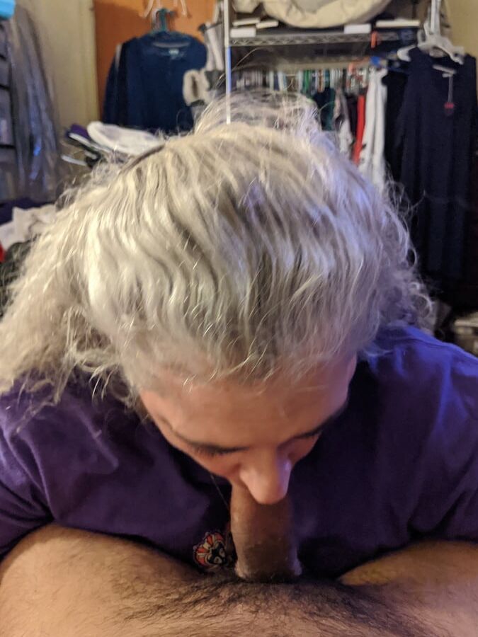My white mature wide ass on me
