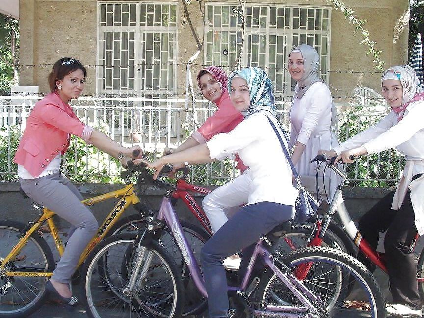 comment for more sexy hijab