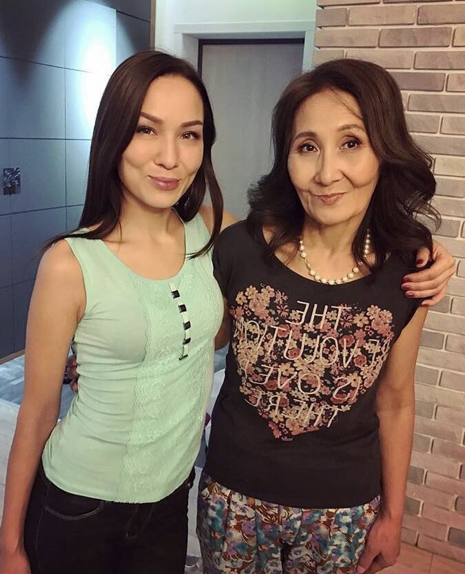 Kz MILF Sabira