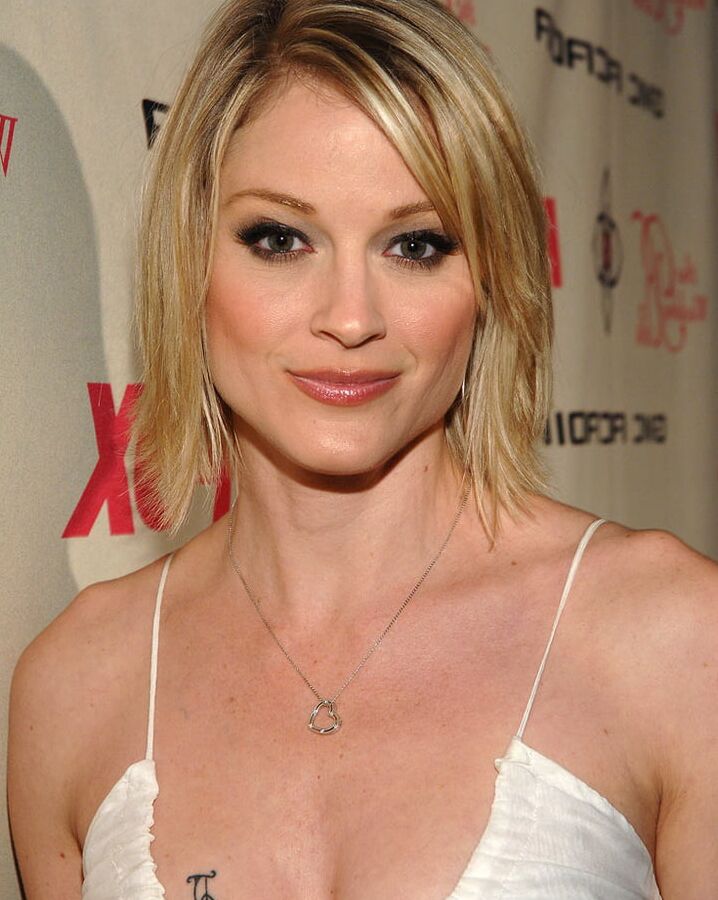 Celebrity Hot - Teri Polo