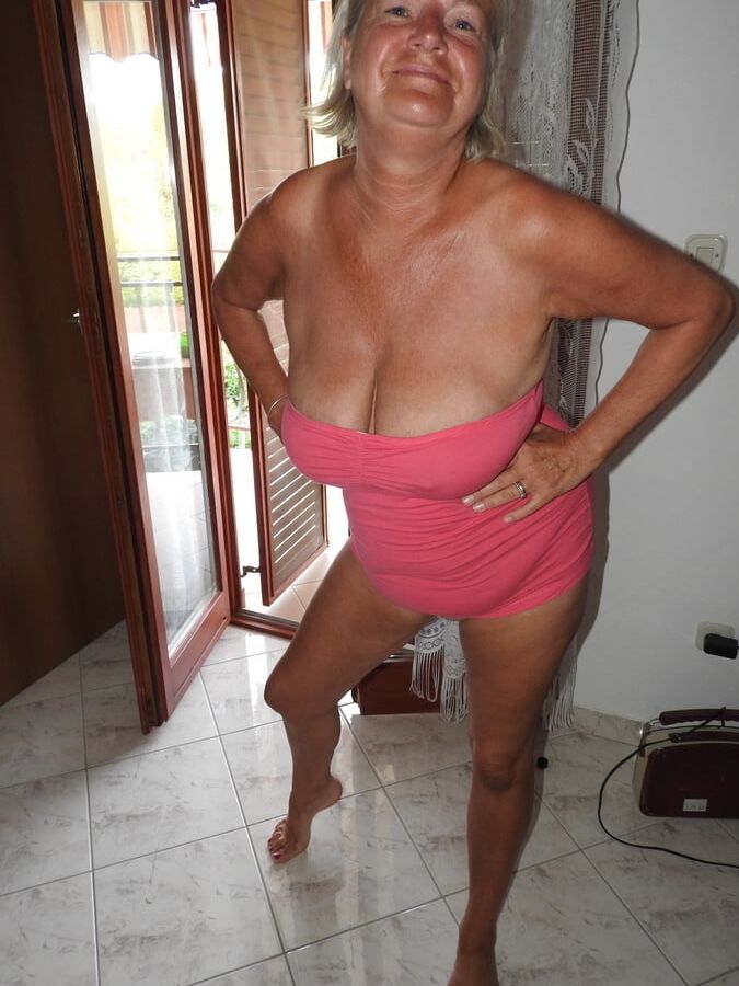 Lingerie BEAUTY pornobitch