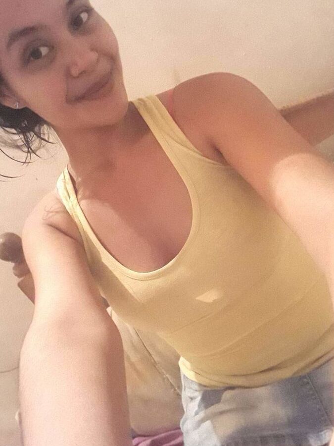 Morena deliciosa
