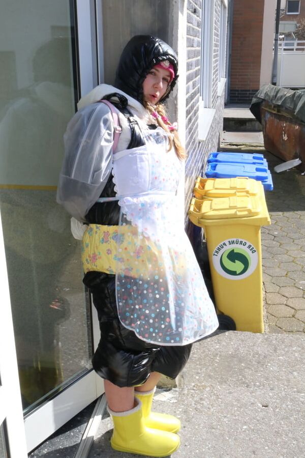 german rubberwhore moroma pigleta
