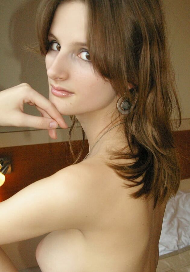 Gorgeous Amateur Babe