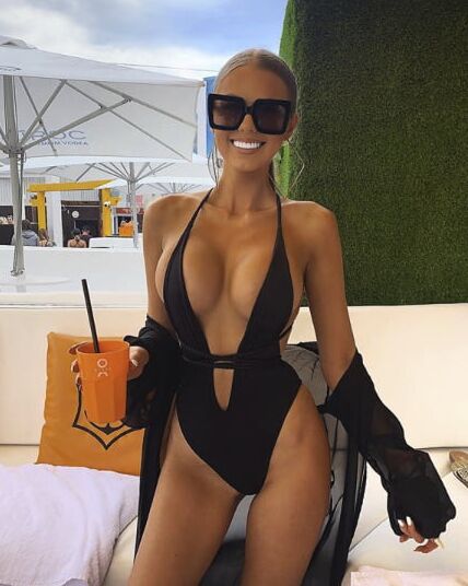 Big tits instagram slut