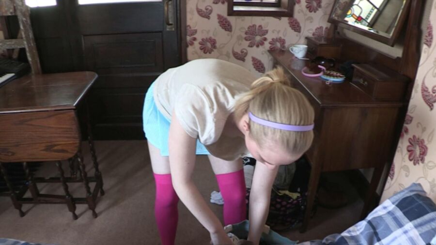 Upskirt an down shirt