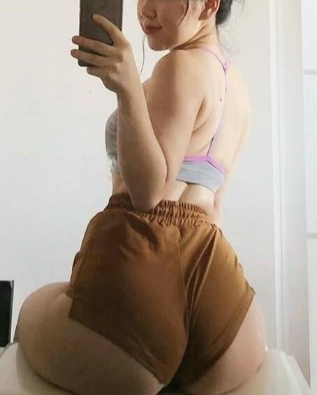 Sitting big assed woman