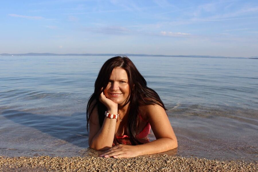 Dort dortluk balayi-travelling all over world on honeymoon