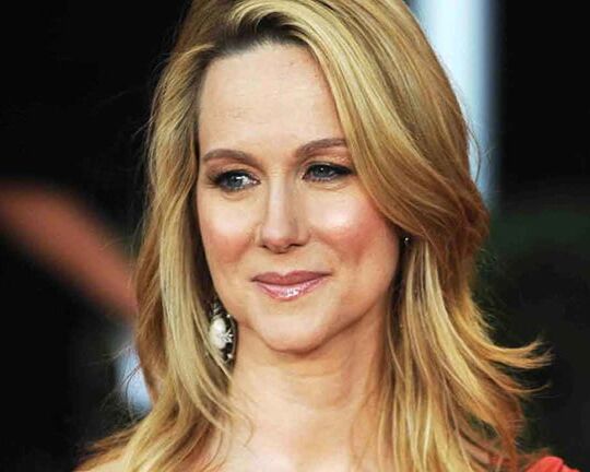 Laura Linney