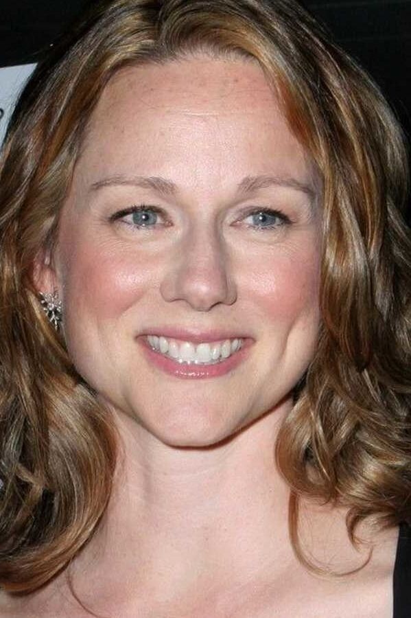 Laura Linney