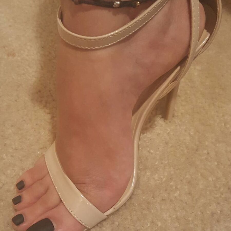 Gorgeous Feet Shoot
