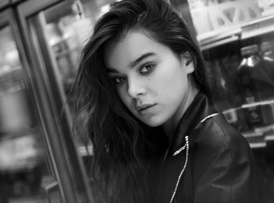 Sexy Hailee -