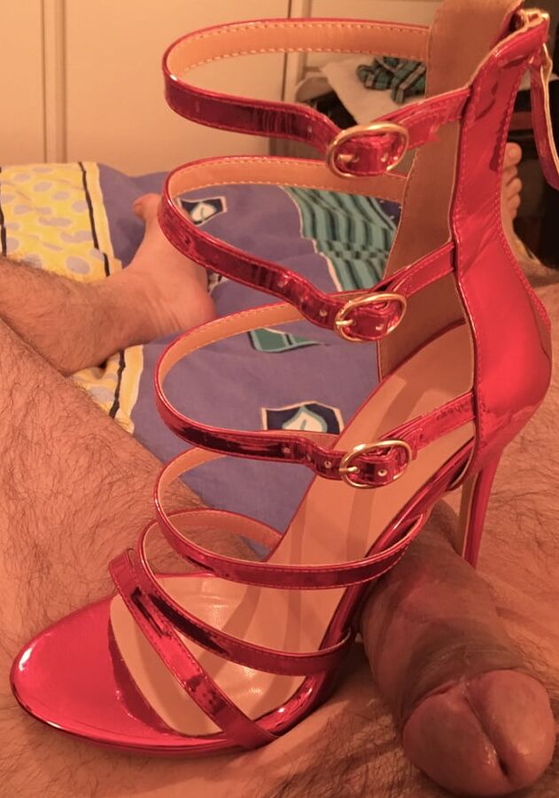 my cock under the heels of my wife&;s high heels