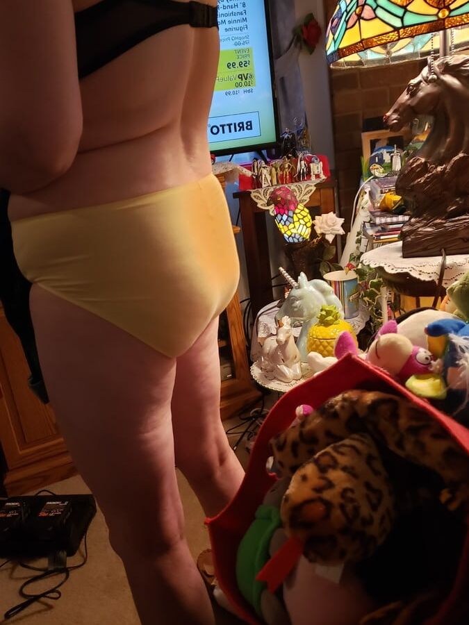 Slut in panties