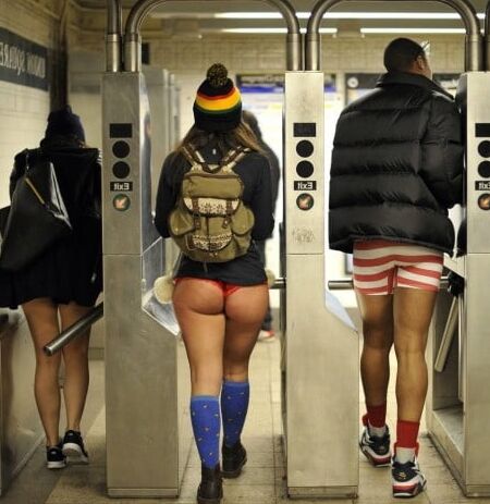 No pants day