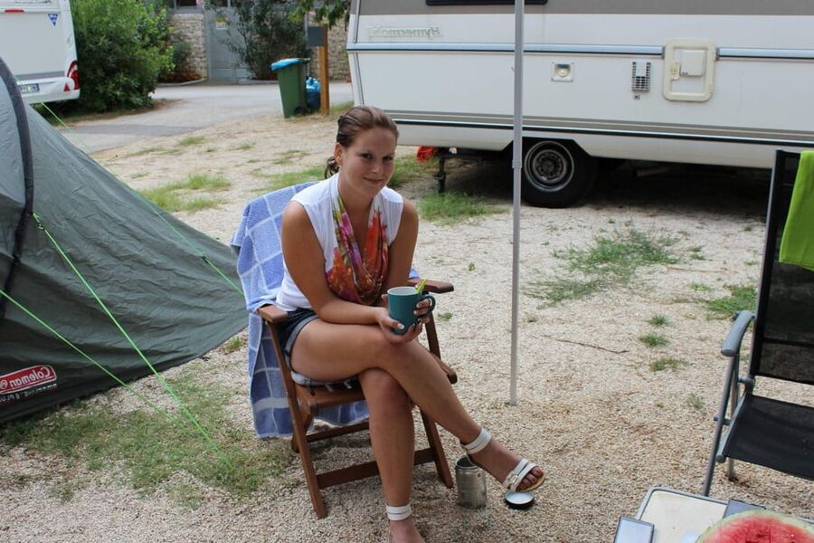 Dort dortluk balayi-travelling all over world on honeymoon