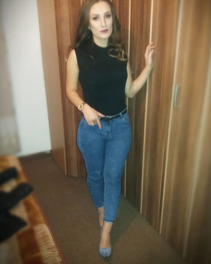 Serbian hot whore mom beautiful ass Natasa Djordjievski
