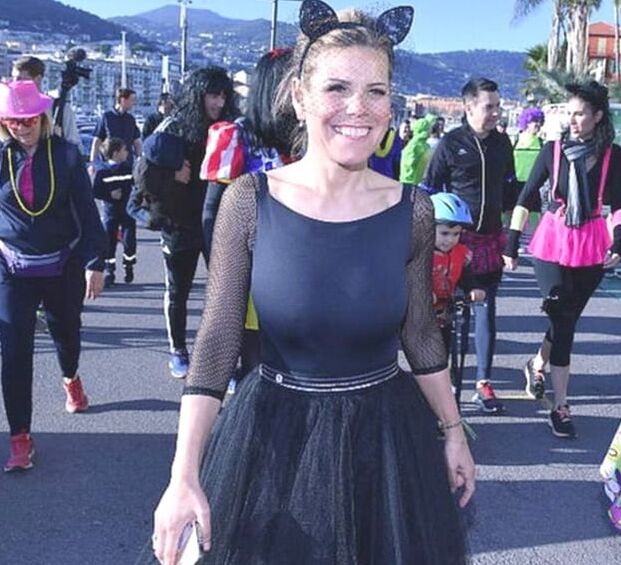 Laura Tenoudji hot