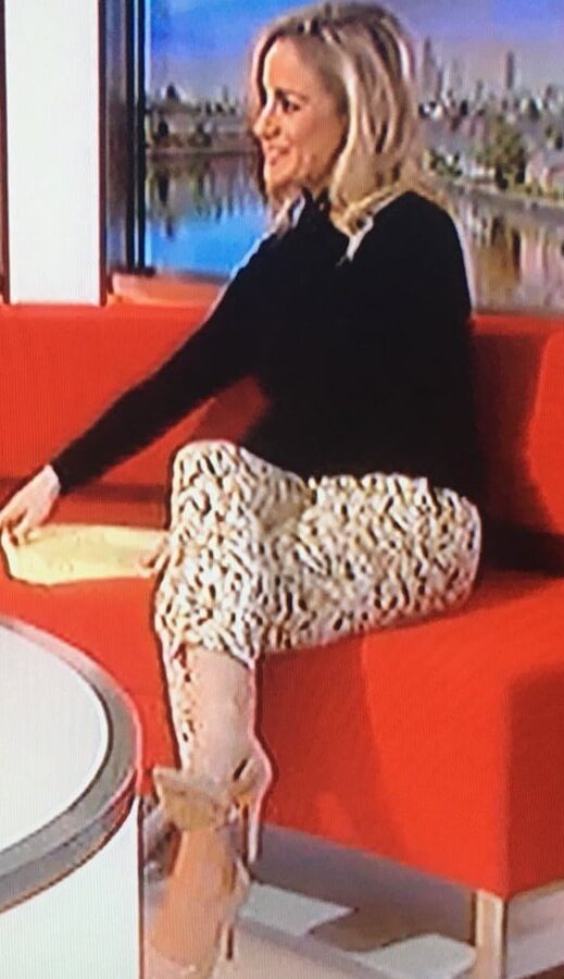 My Fave News Presenters- Holly Hamilton