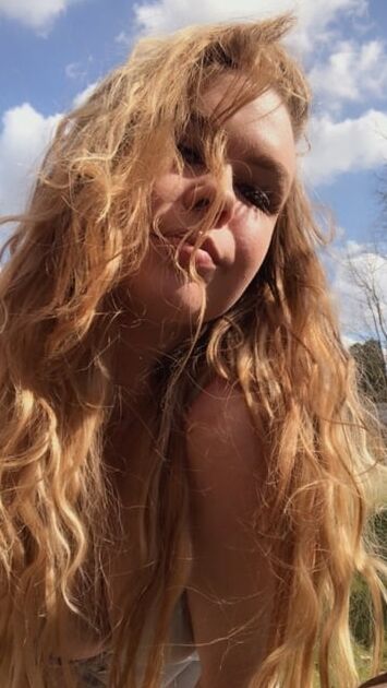 Slut Selfies