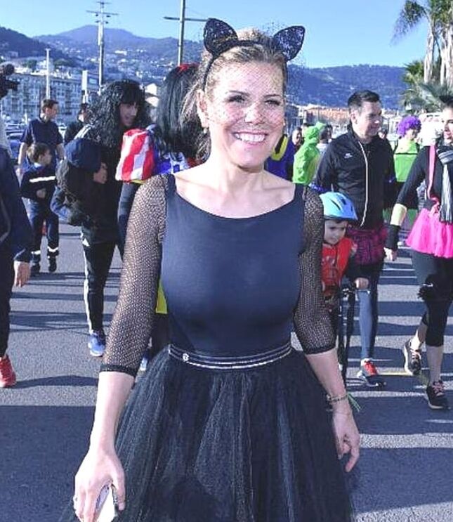 Laura Tenoudji hot