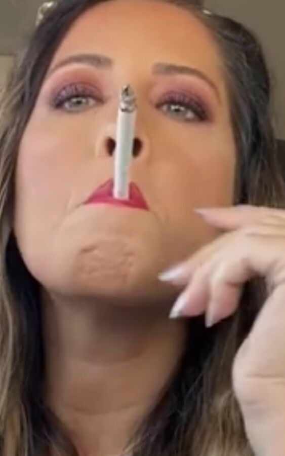 SEXY AF - Smoking