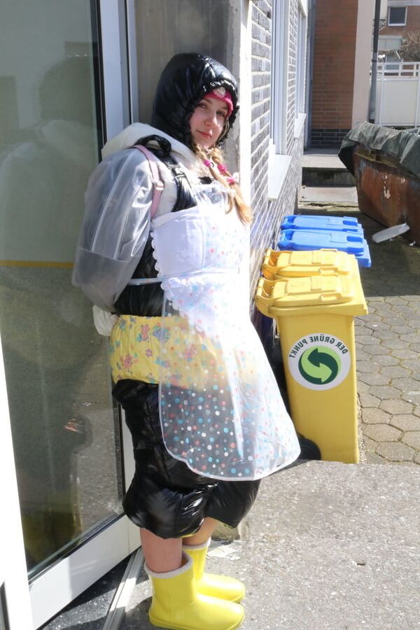 german rubberwhore moroma pigleta