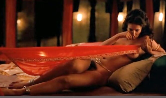 Malayalam actress Nandana Varma Nude