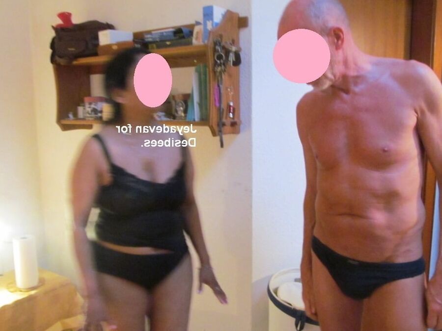 SEXY AUNTY