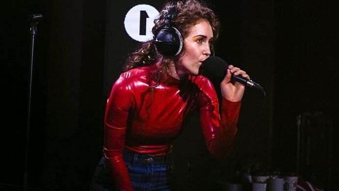 Rae Morris Nerdy pop singer